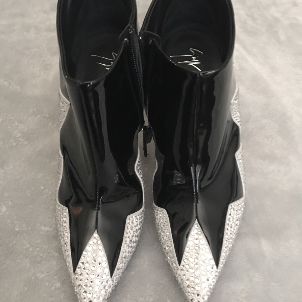 Boots - Picture 2 of 4